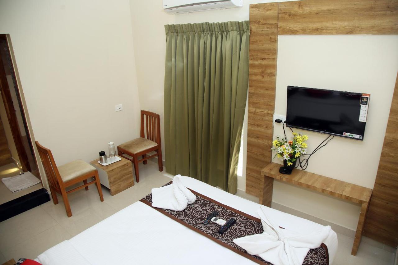 Apollo Court Hotel เชนไน ภายนอก รูปภาพ