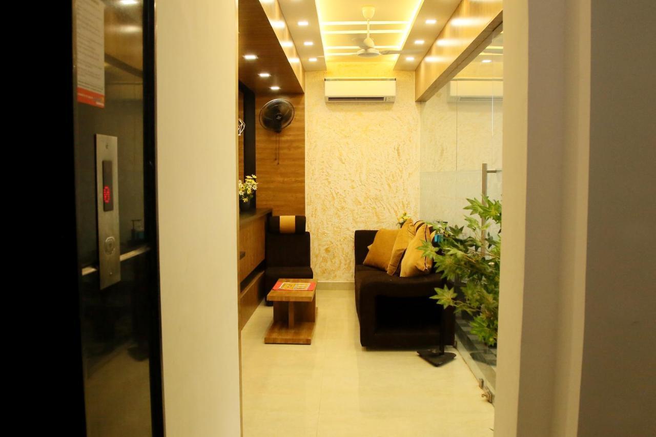 Apollo Court Hotel เชนไน ภายนอก รูปภาพ