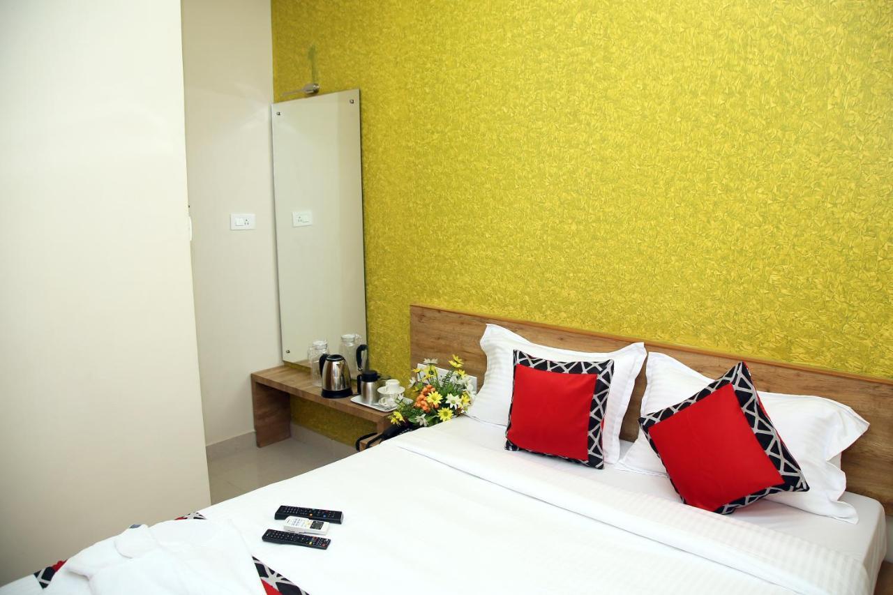 Apollo Court Hotel เชนไน ภายนอก รูปภาพ